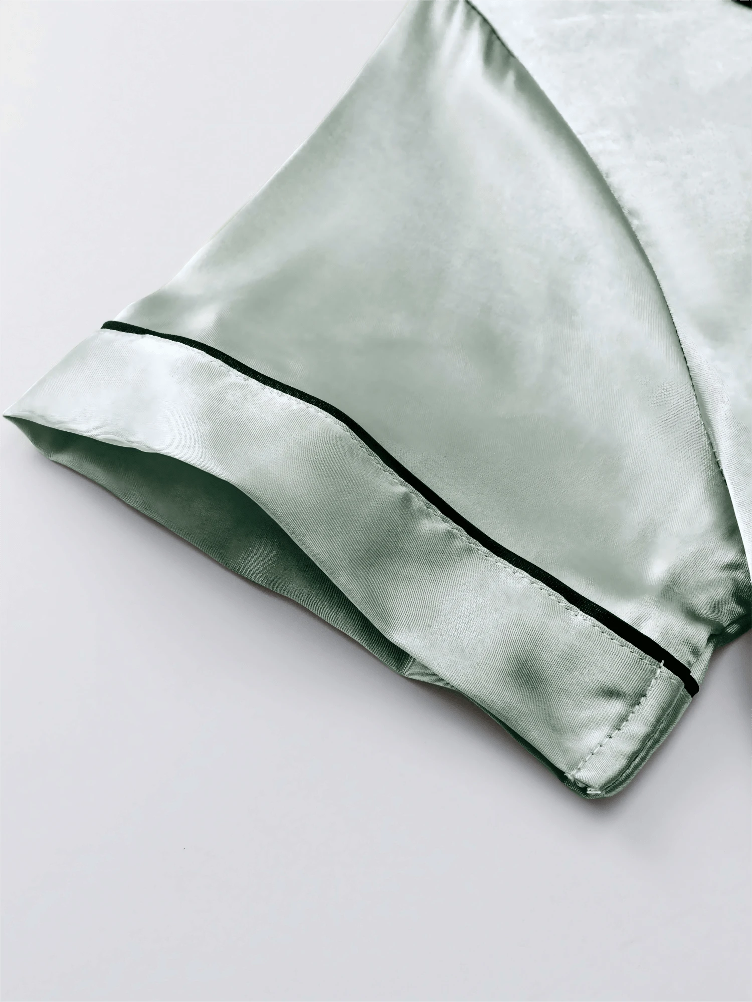 A Lazy And Relaxed Vibe, High-End Ice Silk Pajama Set, The Ultimate Loungewear For Outdoor Wear, Full Of Cold And Soothing Relaxation A Lazy And Relaxed Vibe, High-End Ice Silk Pajama Set, The Ultimate Loungewear For Outdoor Wear, Full Of Cold And Soothing Relaxation