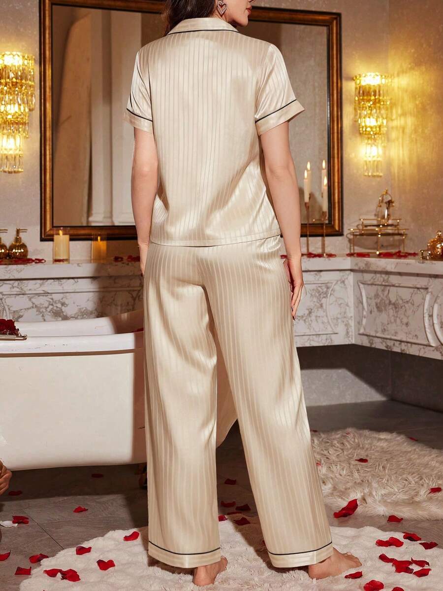Faux Silk Striped Jacquard Pocket Heart Embroidery Lapel Short Sleeve Pajama Set Faux Silk Striped Jacquard Pocket Heart Embroidery Lapel Short Sleeve Pajama Set